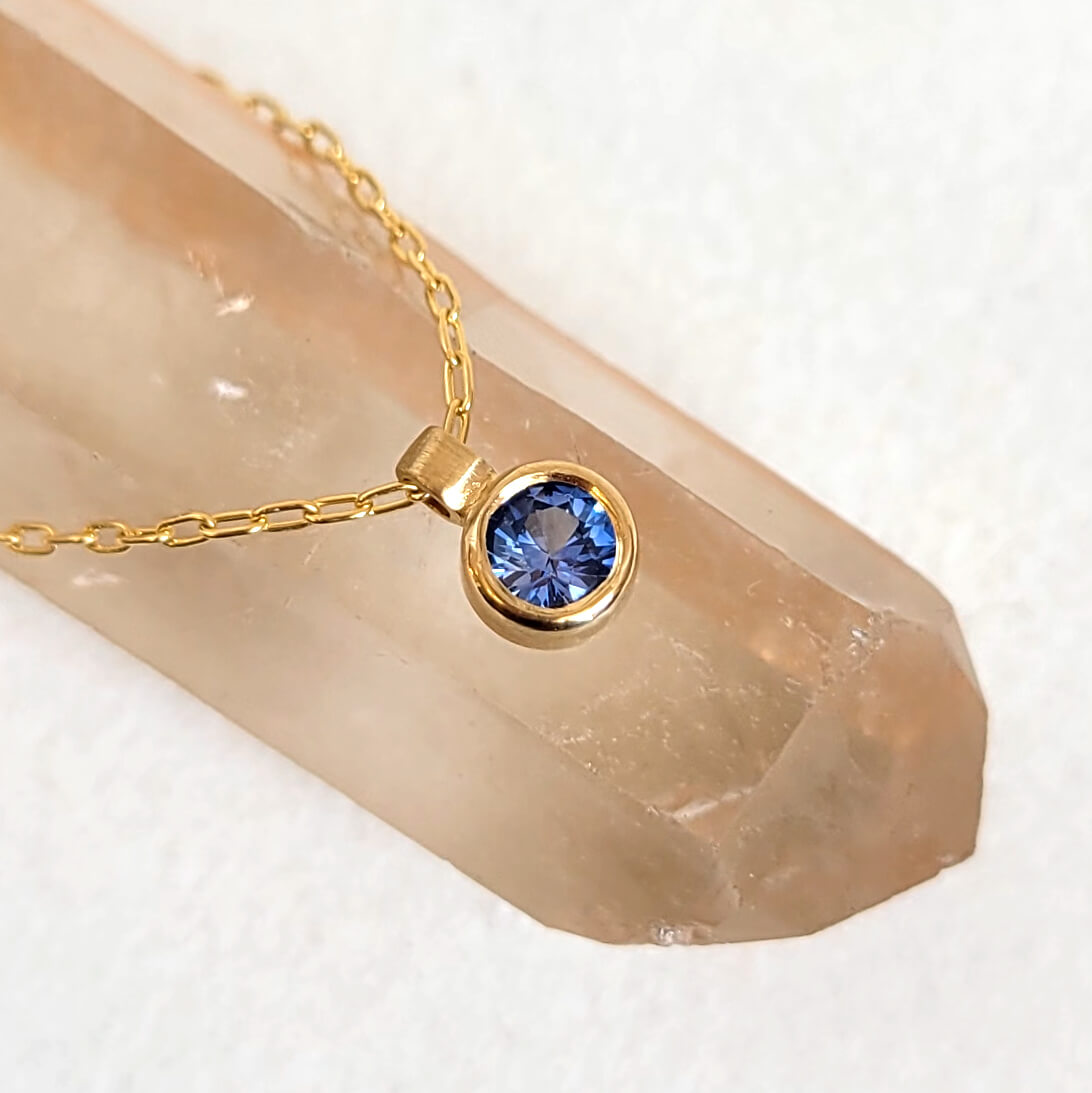 Blue Sapphire Necklace in Yellow Gold