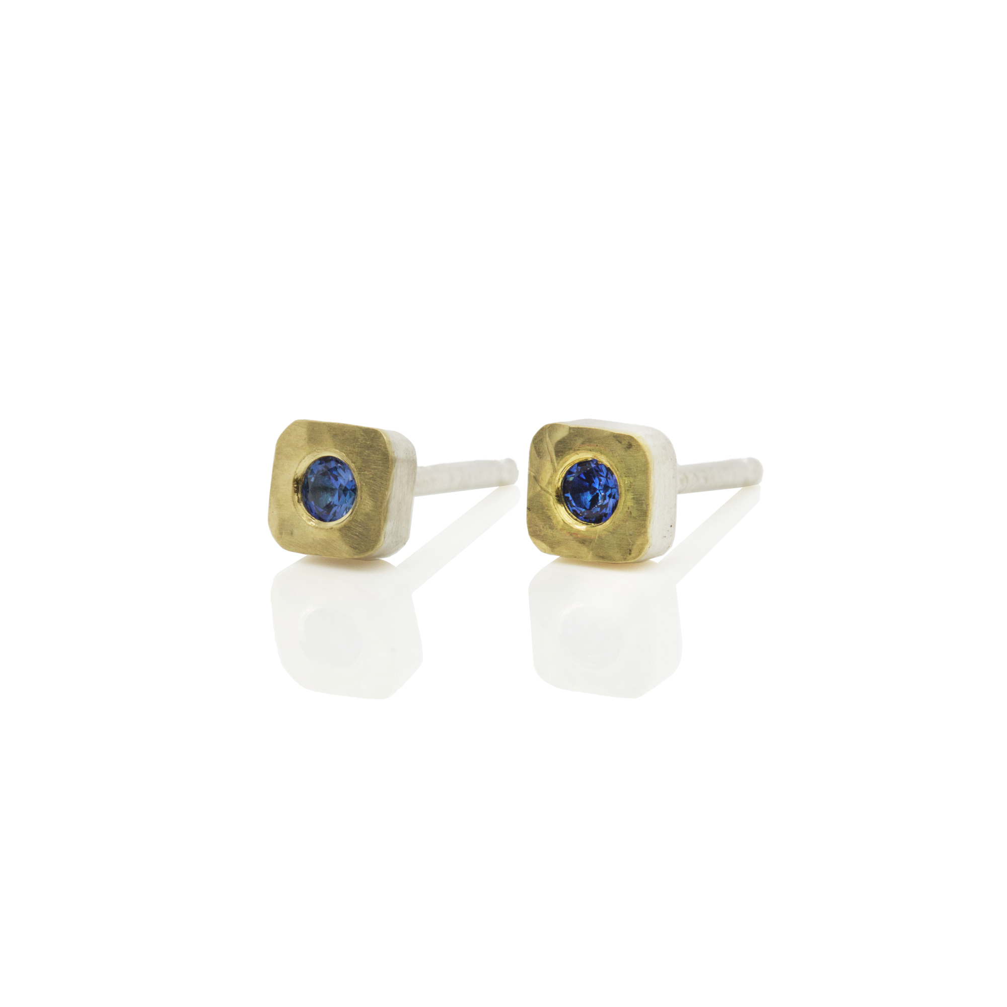 4mm Cell Studs in Hammered Gold with Ceylon Blue Sapphire Accents