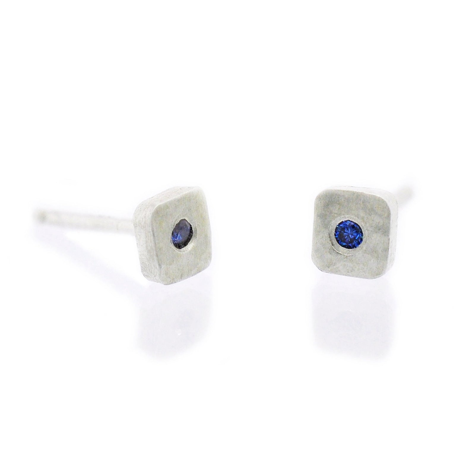 4mm Cell Studs in Hammered Sterling Silver and Blue Sapphire Accent