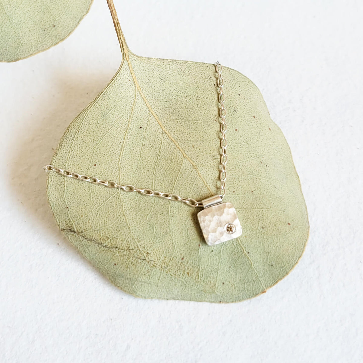 6mm Cell Pendant in Hammered Silver with Champagne Diamond Accent