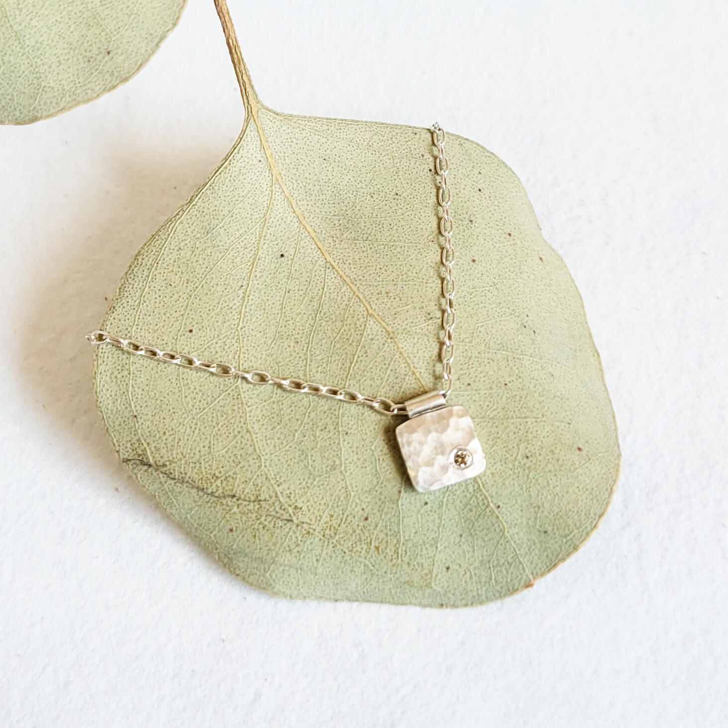 6mm Cell Pendant in Hammered Silver with Champagne Diamond Accent