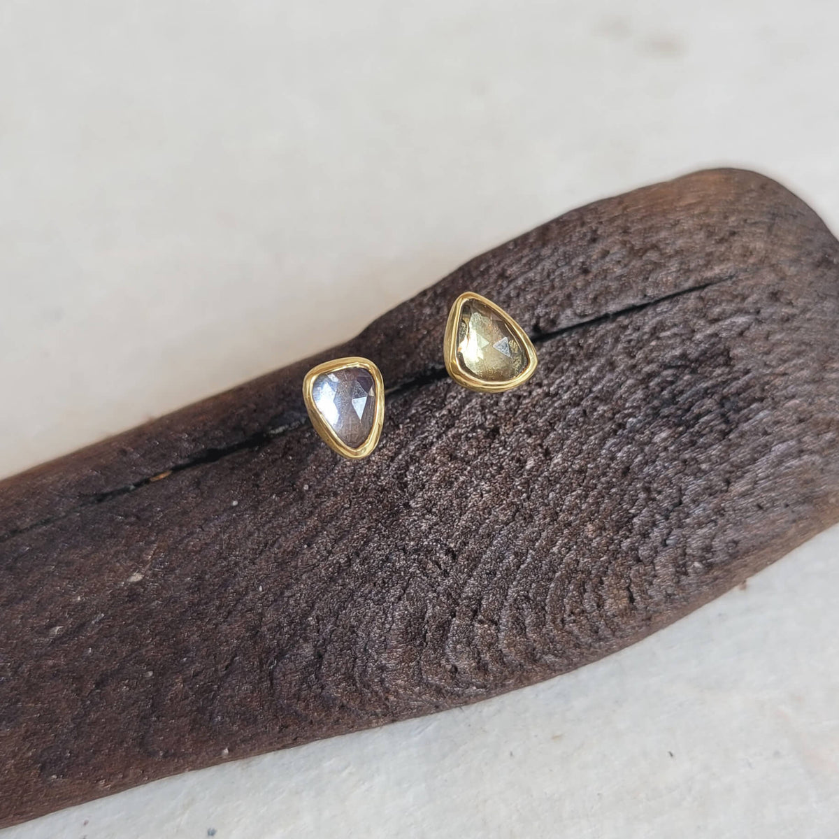 Mis-matched Rose Cut Sapphire Triangle Stud Earrings in Yellow Gold