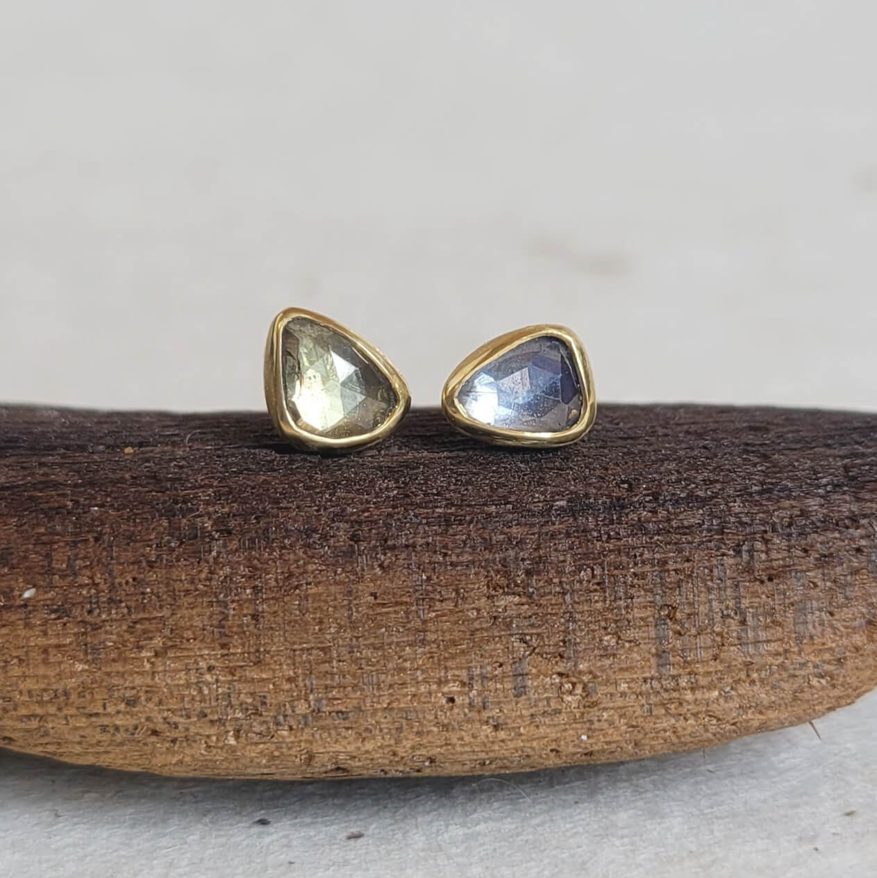 Mis-matched Rose Cut Sapphire Triangle Stud Earrings in Yellow Gold