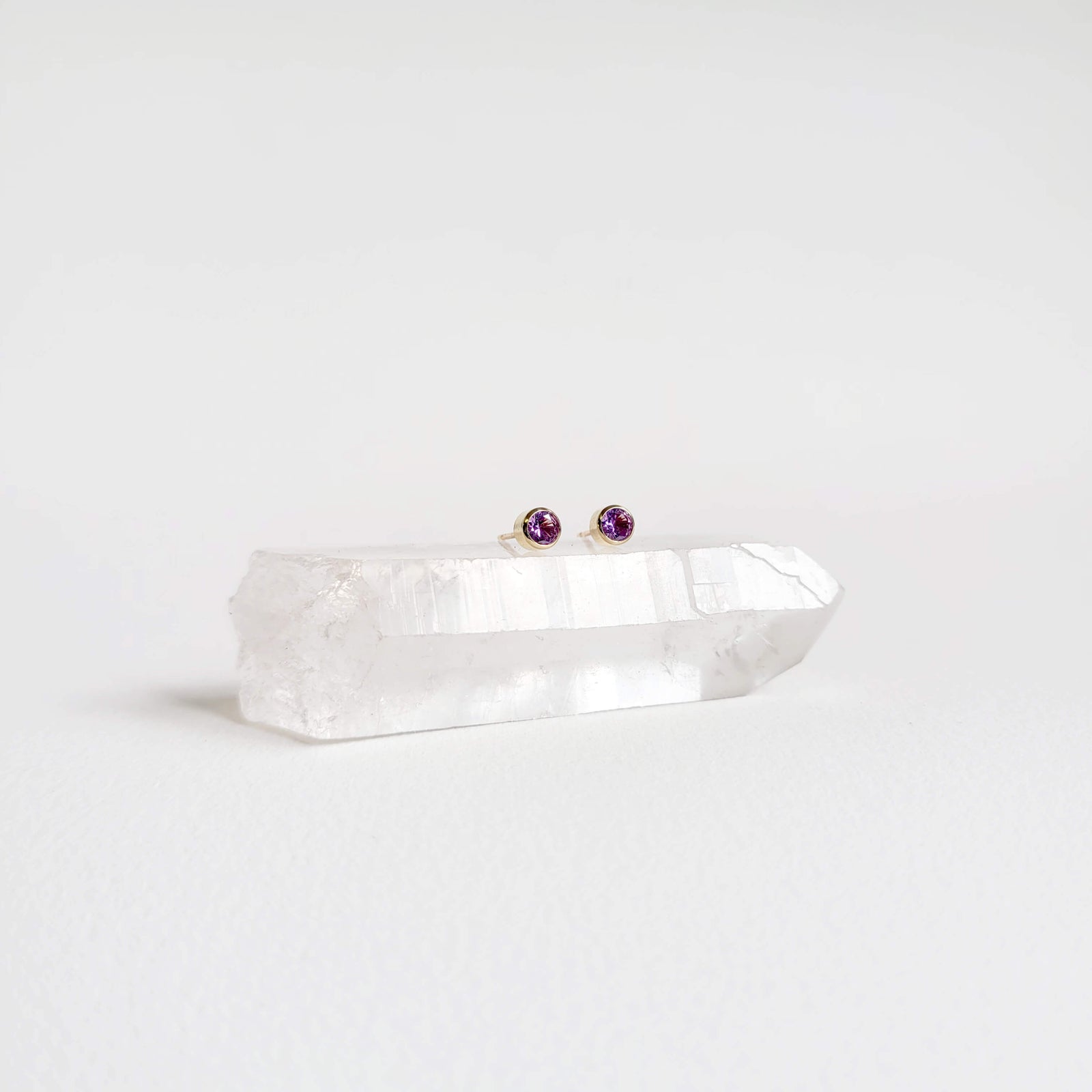 Purple-Pink Sapphire Stud Earrings in Yellow Gold