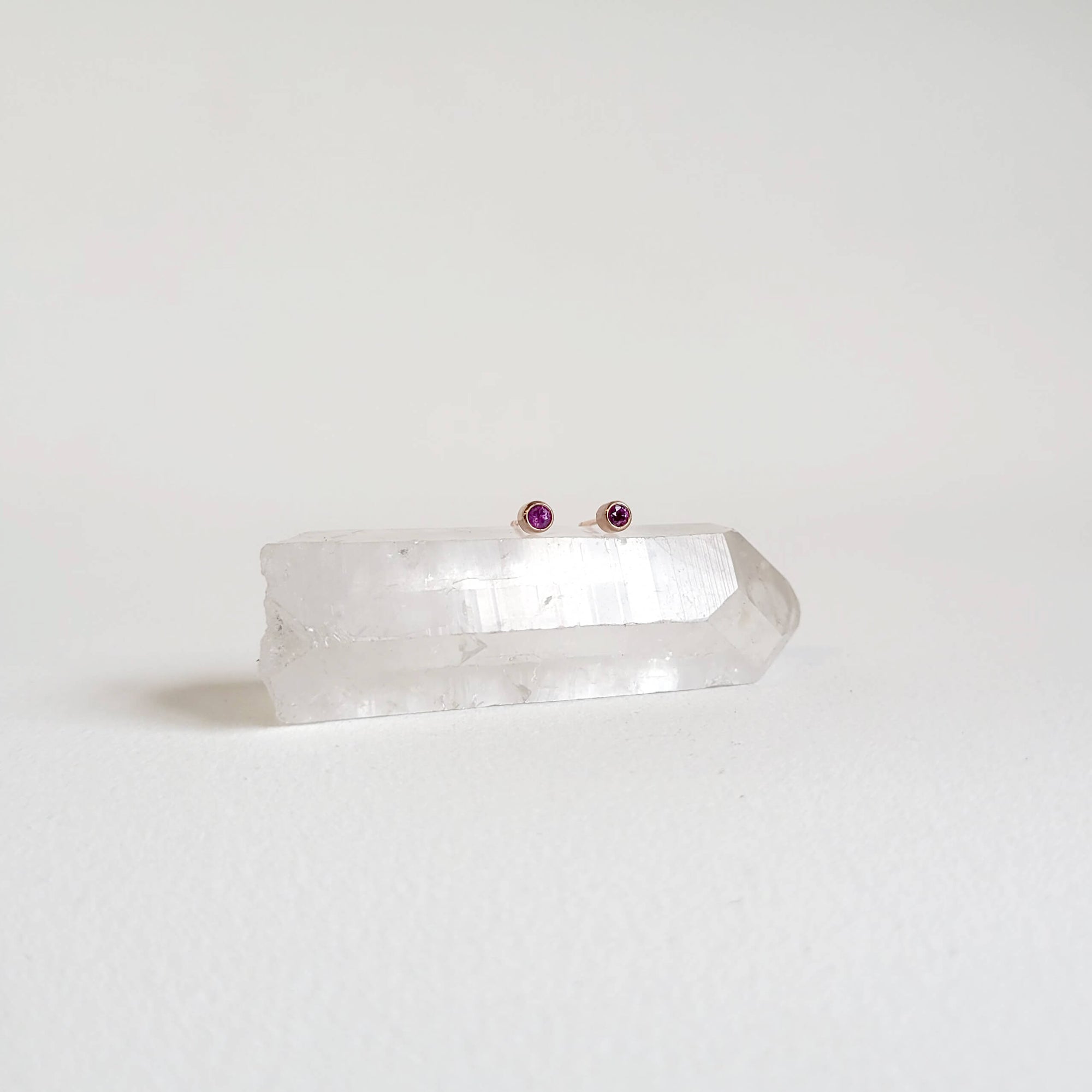 Bright Pink Sapphire Stud Earrings in Yellow Gold