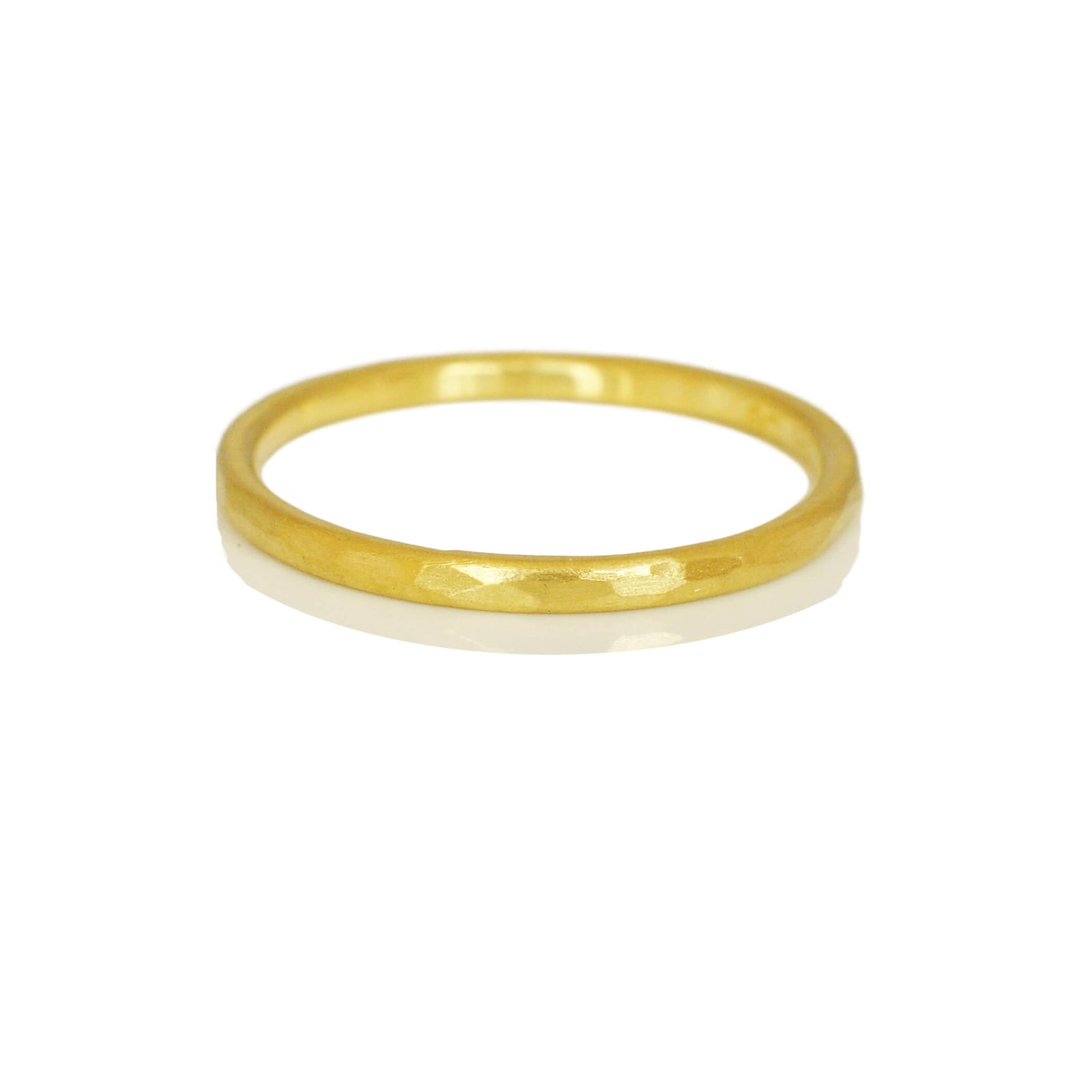1.6mm Hammered Band in 18k Yellow Gold