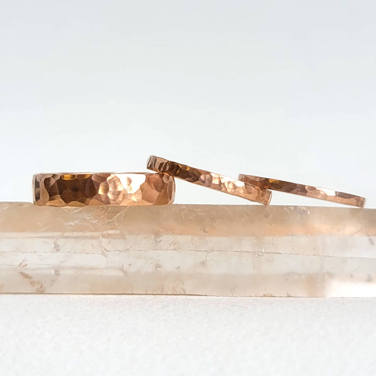 1.5mm Hammered Band in 14k Rose Gold