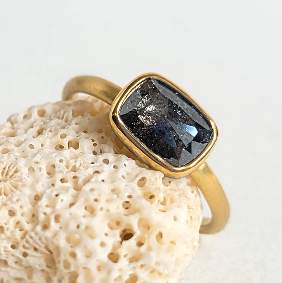 Rectangular Salt and Pepper Rose Cut Diamond Ring