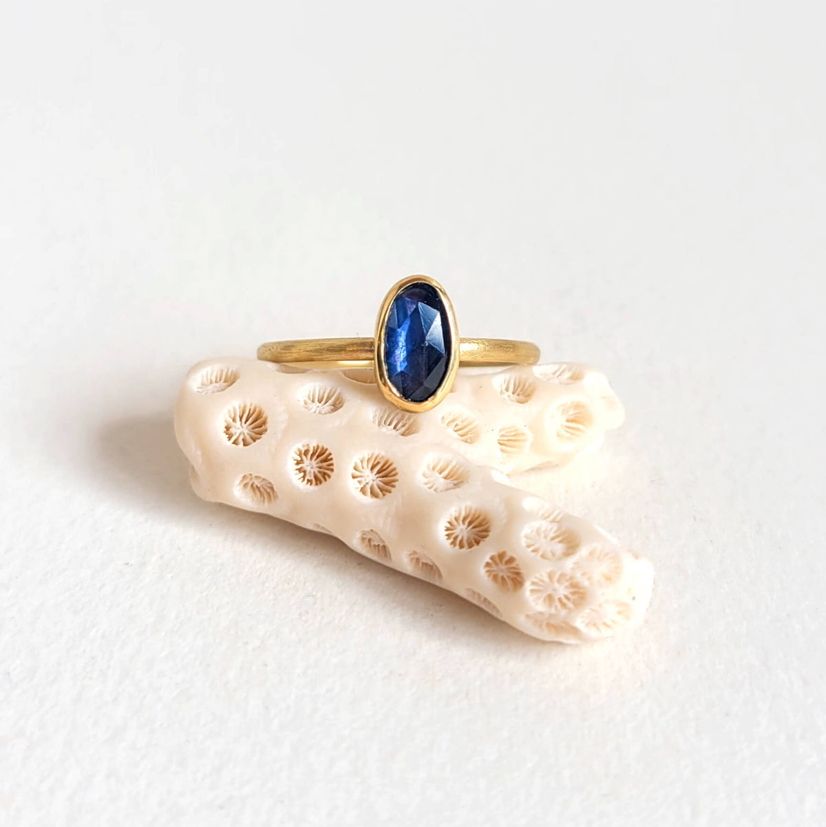 Blue Oval Rose Cut Sapphire Ring in Solid Yellow Gold