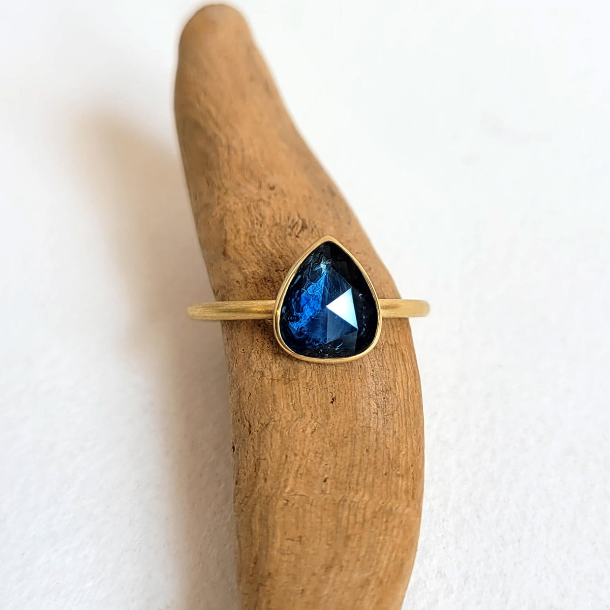 Blue Rosecut Teardrop Sapphire Ring in Yellow Gold