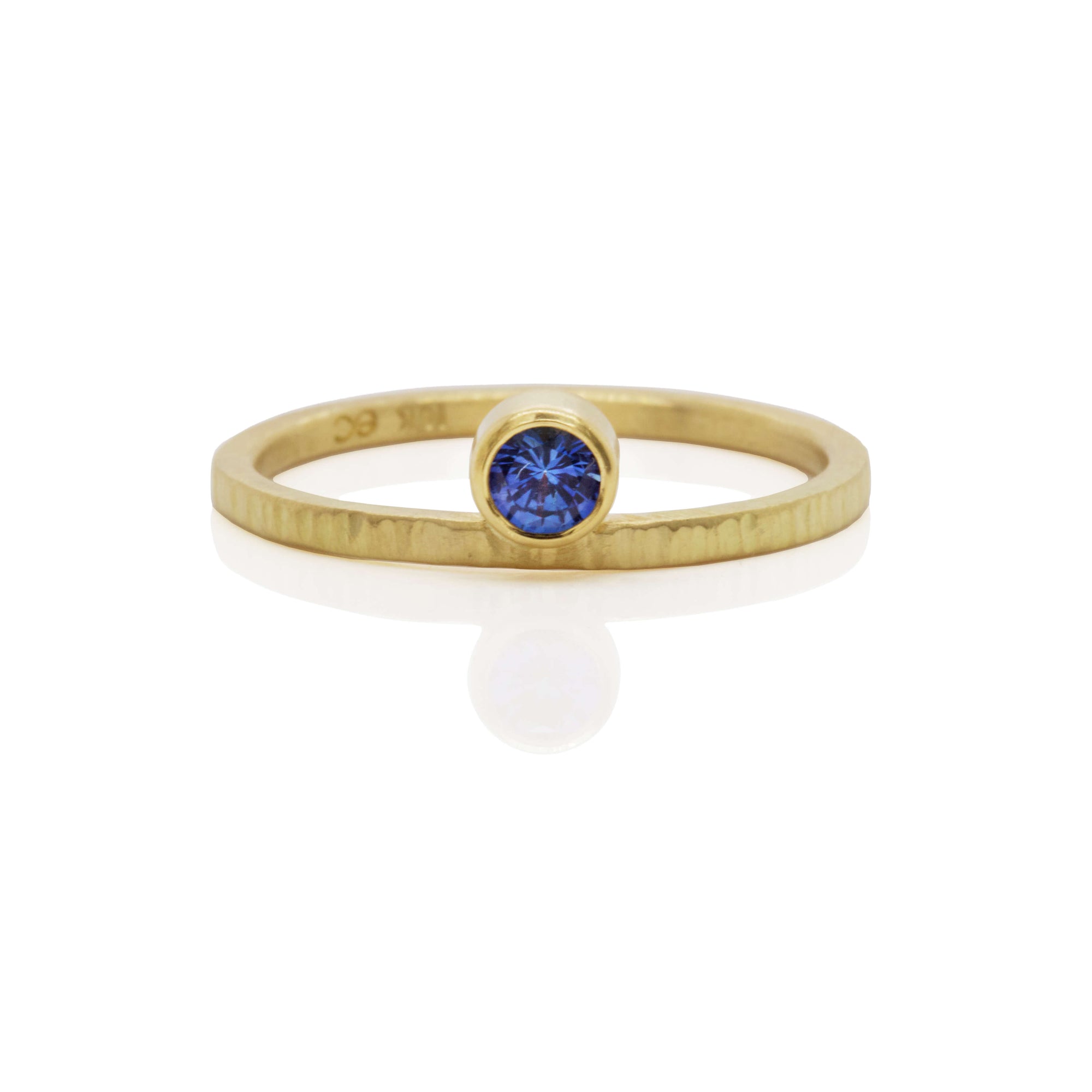 Offset Ceylon Blue Brilliant Cut Sapphire Ring in Yellow Gold