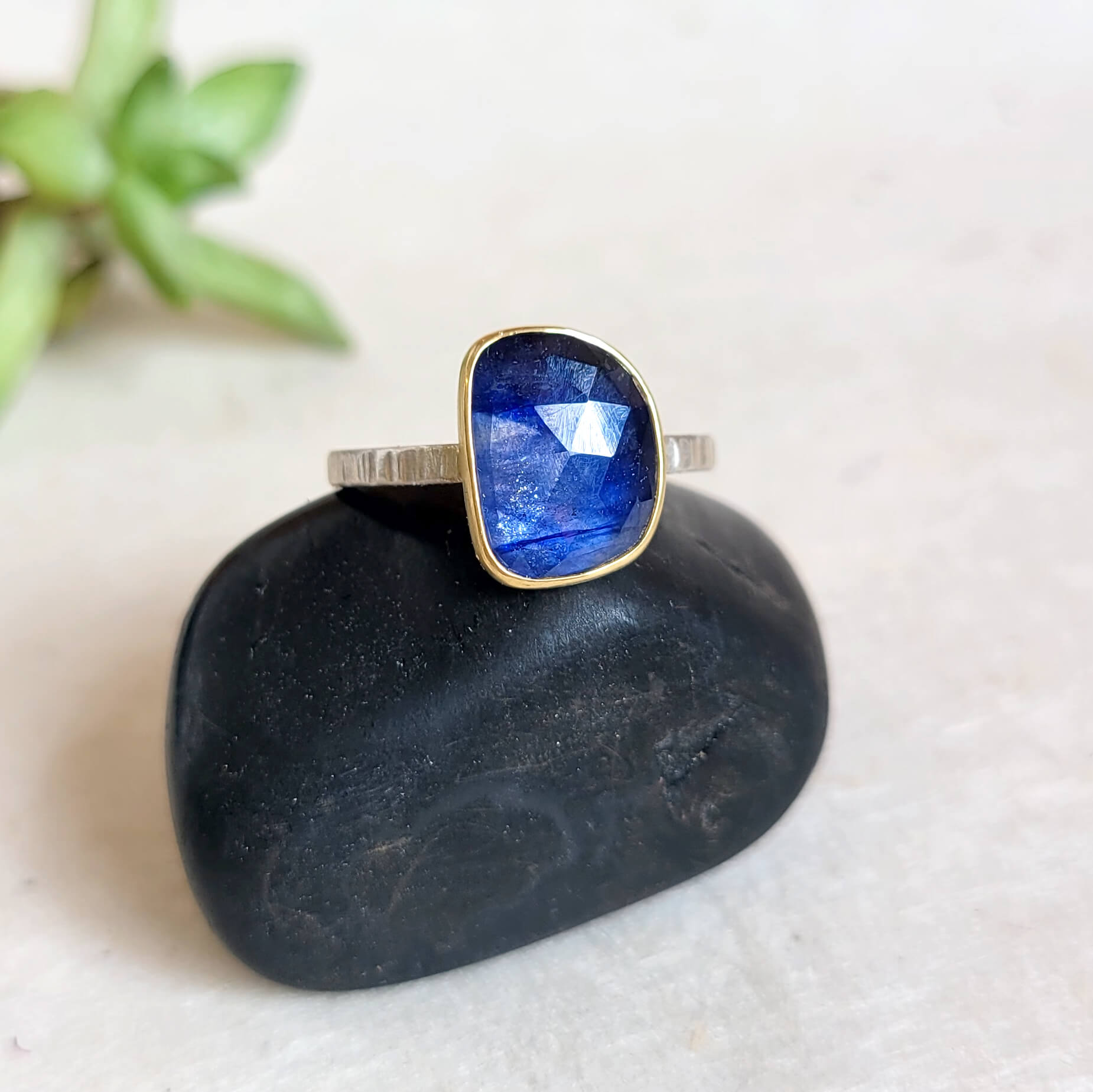 Rose Cut Blue Sapphire Ring in Yellow Gold and Silver