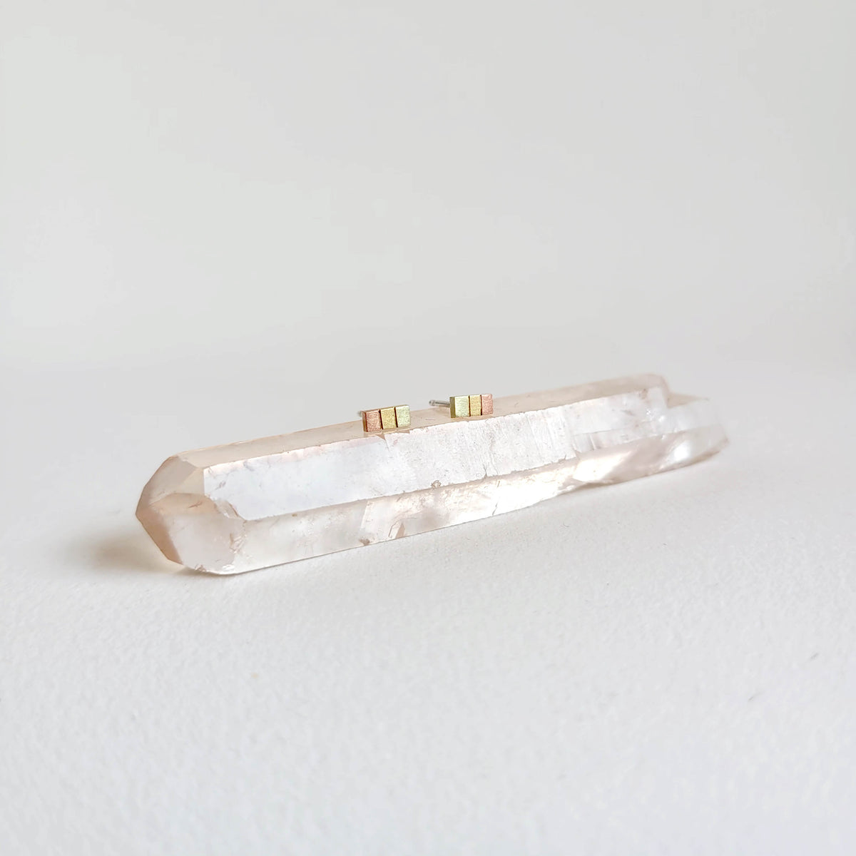 Bar Studs in Rainbow Gold