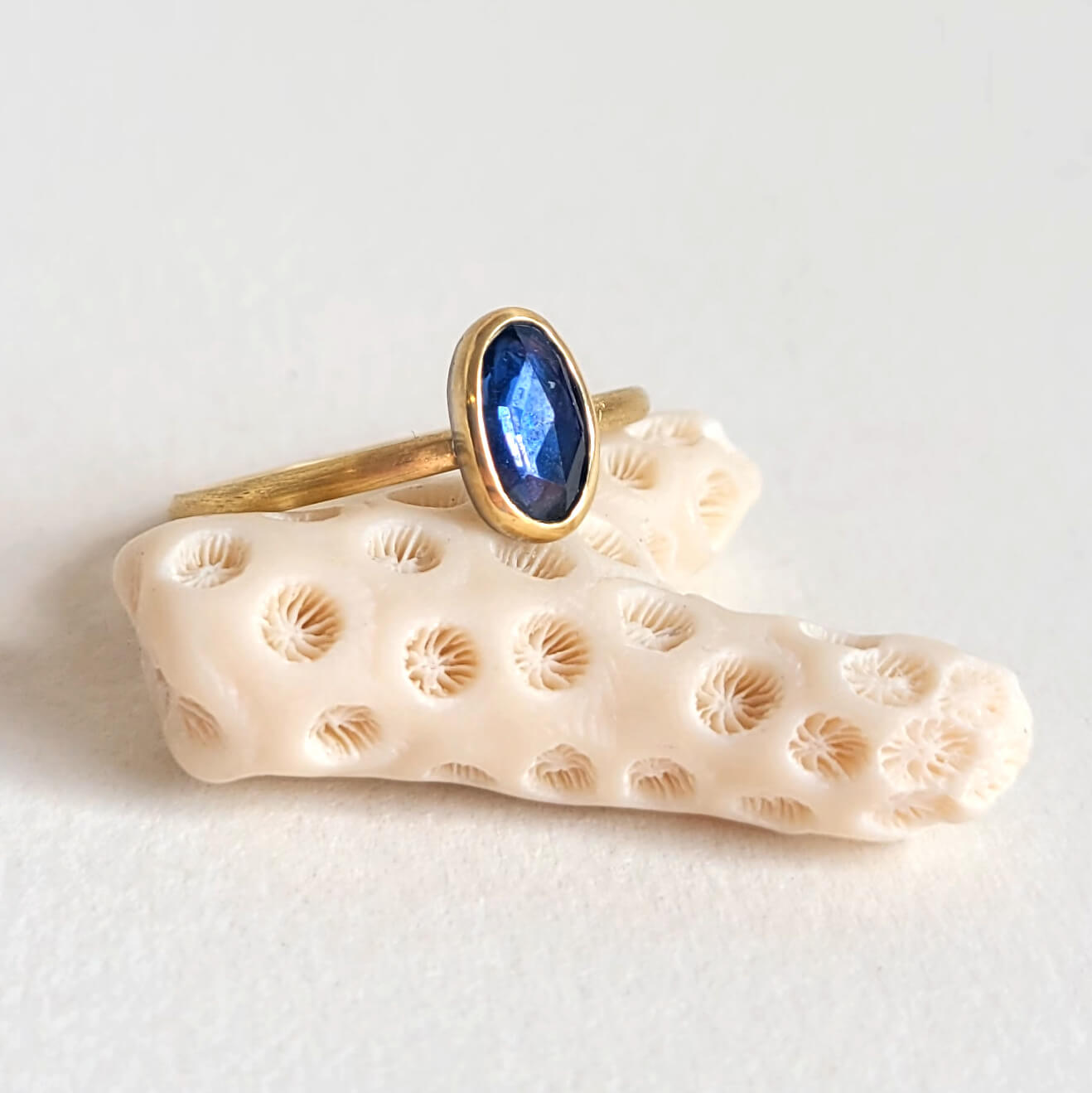 Blue Oval Rose Cut Sapphire Ring in Solid Yellow Gold