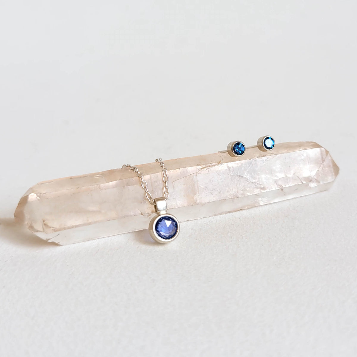 Rose Cut Blue Sapphire Open Back Necklace in Sterling Silver