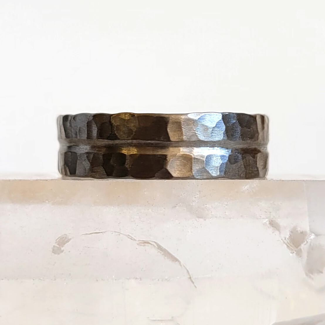 Hammered Band With Carved Groove in Palladium